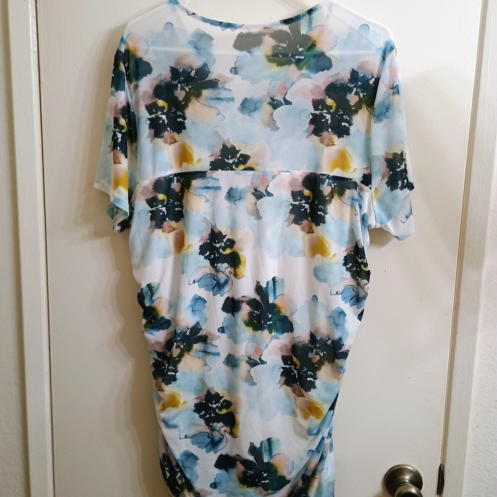 Torrid Multicolor Floral Blouse - Picture 2 of 4